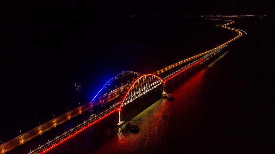 Крымский мост подсветка 