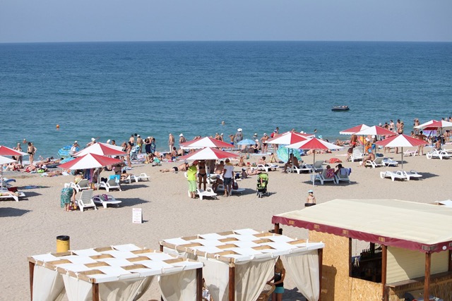 Шикарные пляжи в Новофедоровке Golden Lux– отдых в Крыму